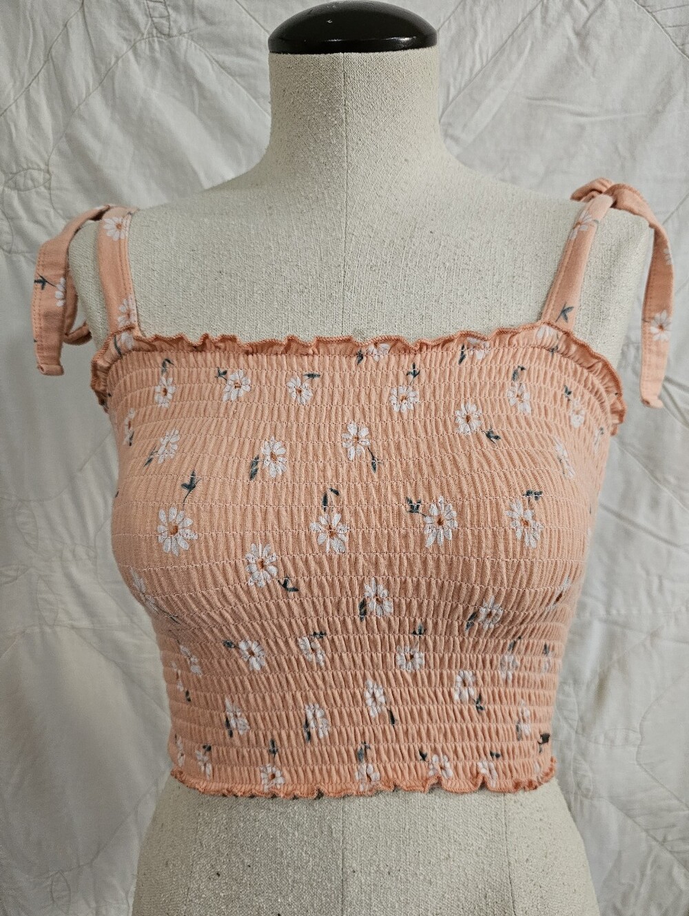 Hollister xs Peach Floral Smocked Crop Top with Decorative Tie Straps